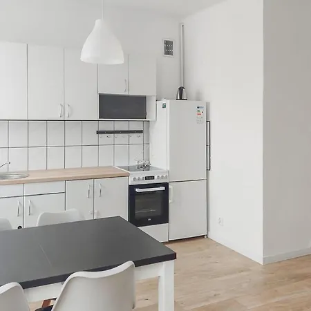 1 Bedroom Amazing In Apartment
