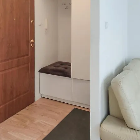 1 Bedroom Amazing In Apartment