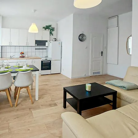 Apartamento 1 Bedroom Amazing In *